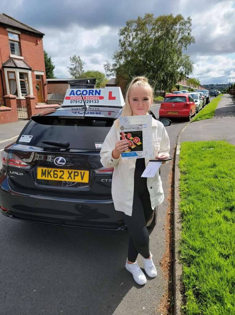 Automatic Driving Lessons Female Darwen
